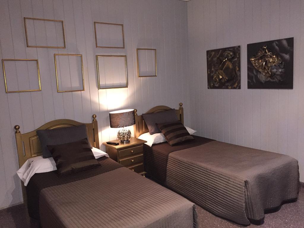 Hostal Sant Marti Puig-reig Værelse billede